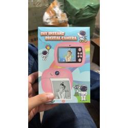 Instant Digital Camera